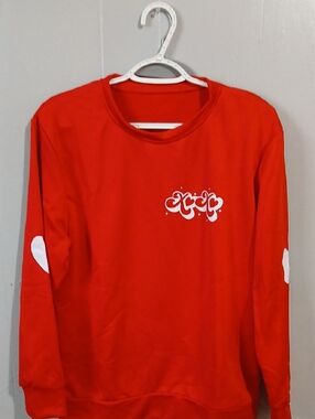 Amazon Essentials Red Long-Sleeve Graphic Sweatshirt with Heart Elbow Patches